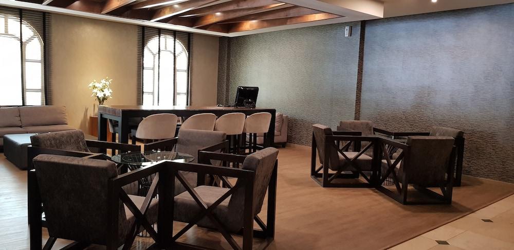Antaris Galerias 4* Monterrey